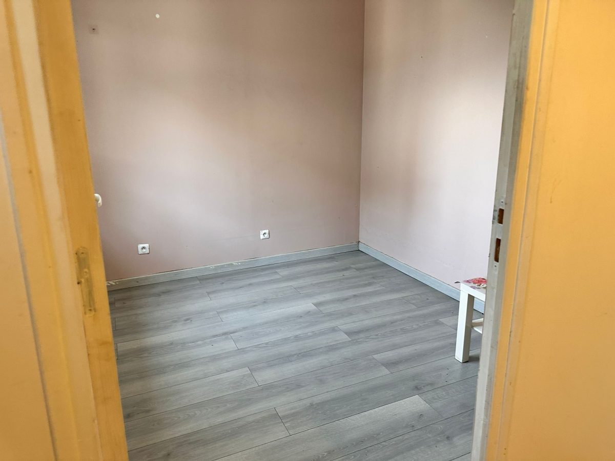 🏡 Sevran Livry La Gare proche – 2 Pièces à louer / வீடு வாடகைக்கு — 4/5