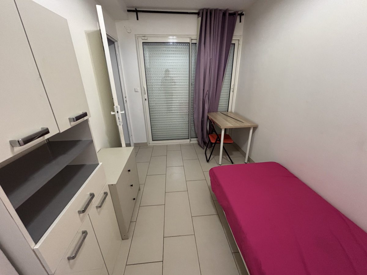Chambre privé 550€ — 1/3