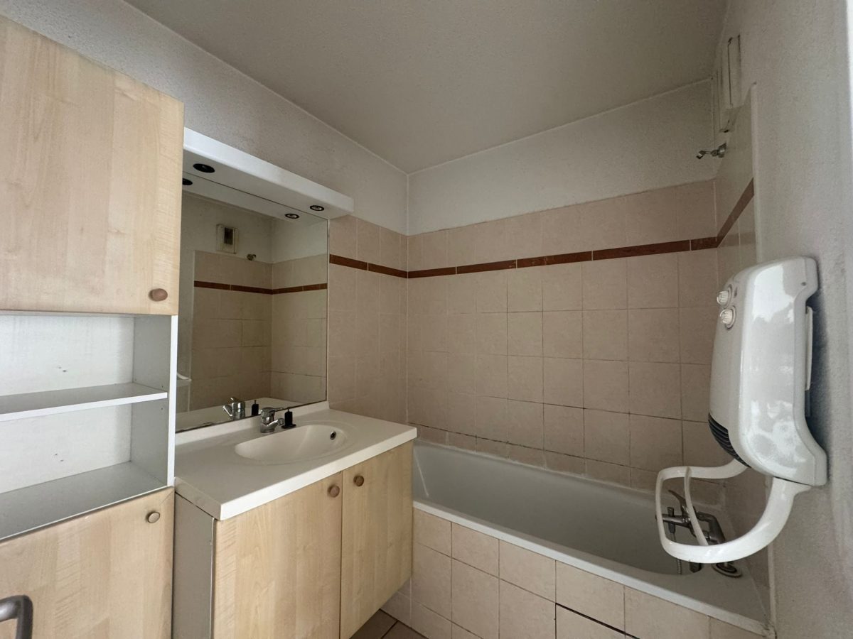 🏡 வீடு வாடகைக்கு- Appartement 3 Pièces — 5/5