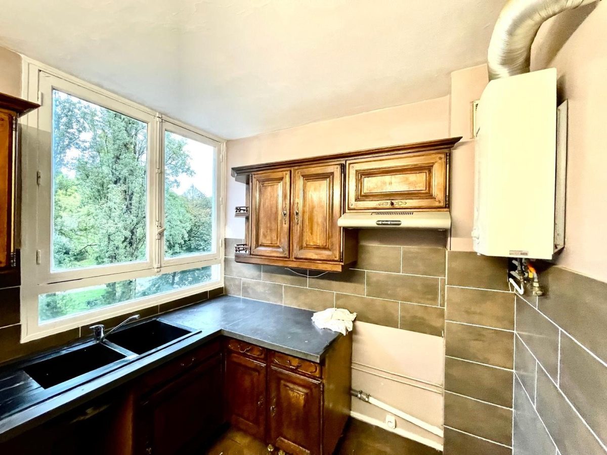 மலிவு விலையில் வீடு விற்பனைக்கு Appartement 5 pièces 78 m² + Parking — 2/4