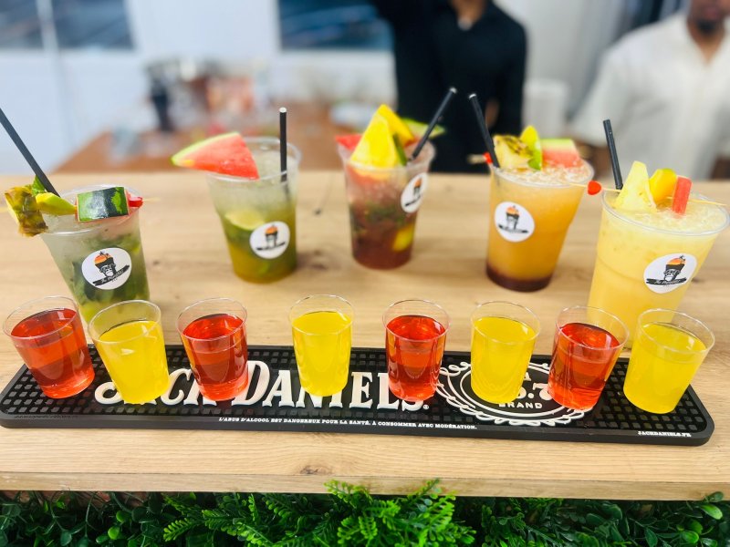 🎉 திருமணம், பிறந்தநாள் & விழாக்களுக்கு பார் சேவை 🍸